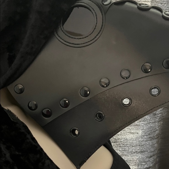 Black Hooded Cape with Gloves plague doctor costume. - Picture 3 of 3